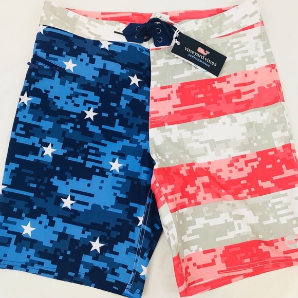 vineyard vines american flag swim trunks